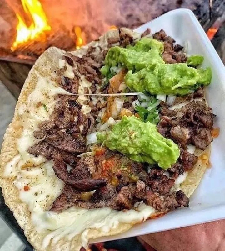 Quesadilla con Carne