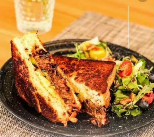 Sandwich de Pancita BBQ