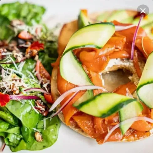 Bagel de Salmón Ahumado