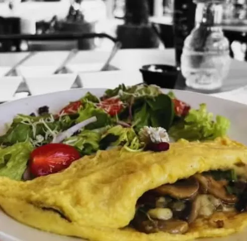 Omelette champiñones y espinacas