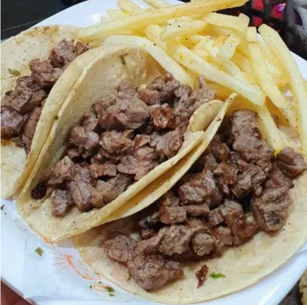 Taco de Arrachera en Tortilla de Harina