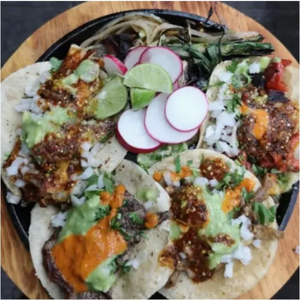 Taco de Fajitas Pollo en Tortilla de Maíz