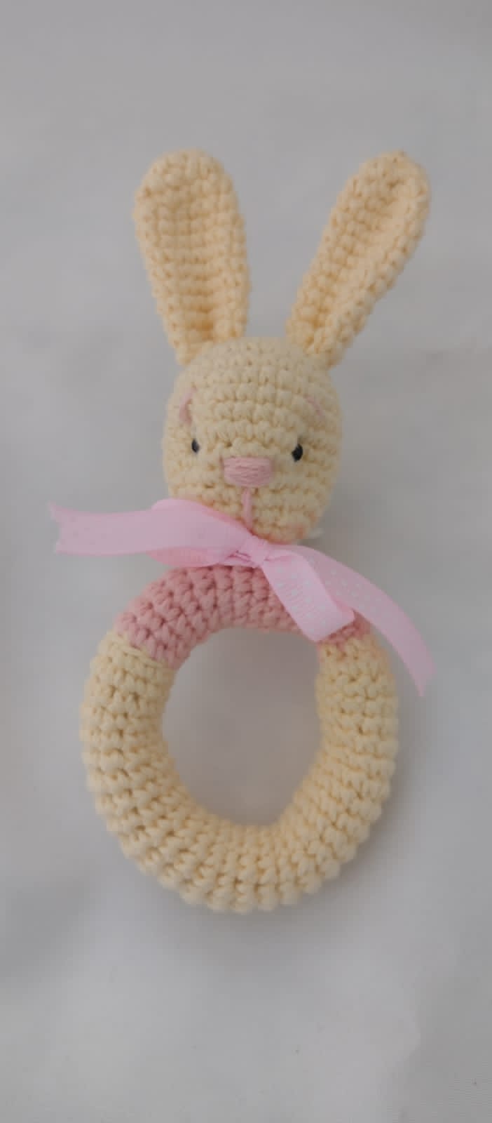 Mordedera en crochet conejito